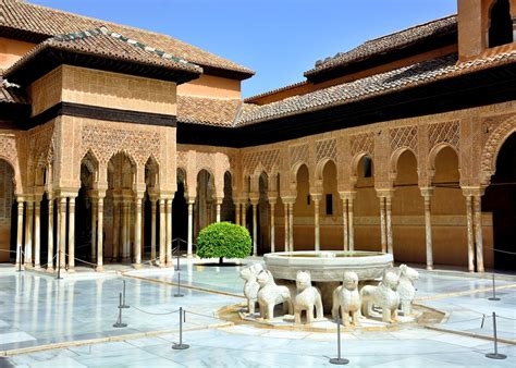 Alhambra - Fascynujący Pałac Islamskiej Sztuki w Granadzie!